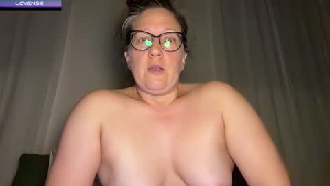 Snapshot of avabradley chatting on 06/05/26, 05:36 Ava . Support my channel by using my affiliate link to make your account Thanks online show from 06/05/26, 05:36