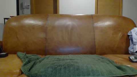 Snapshot of avago chatting on 02/14/25, 07:02 avago online show from 02/14/25, 07:02