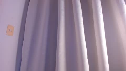 Snapshot of avaline_blanc chatting on 03/02/25, 05:01 Avaline Help me reach 100 likes TRANSMISSION EVERY DAY FROM 39 PM online show from 03/02/25, 05:01