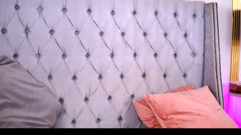 Ava online show from 12/18/24, 11:24