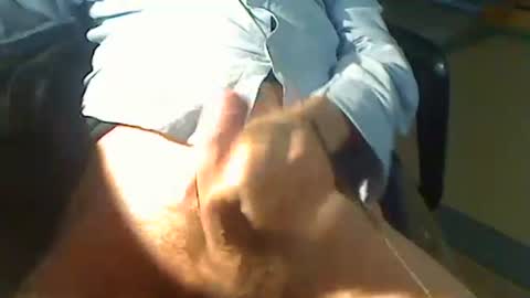 avan05 online show from 10/27/25, 08:46