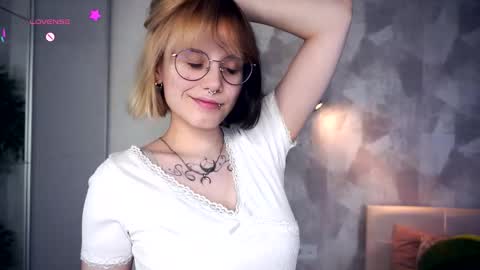 avaobierne online show from 02/10/26, 06:12