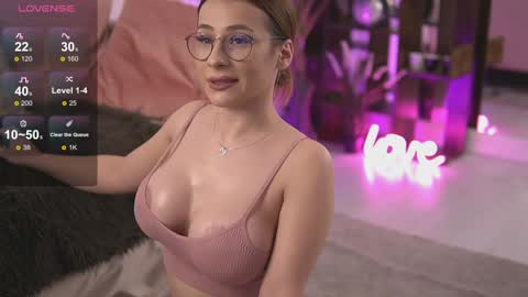 Snapshot of avareed chatting on 01/09/25, 11:14 AvaReed online show from 01/09/25, 11:14