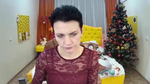 Snapshot of avasaturnian chatting on 12/22/25, 01:19 avasaturnian online show from 12/22/25, 01:19