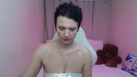 Snapshot of avasaturnian chatting on 02/25/26, 02:16 avasaturnian online show from 02/25/26, 02:16