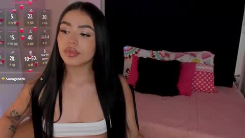 Snapshot of avascott_ chatting on 10/22/25, 05:45 Ava online show from 10/22/25, 05:45