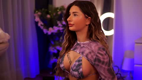 Carina online show from 01/20/25, 01:39