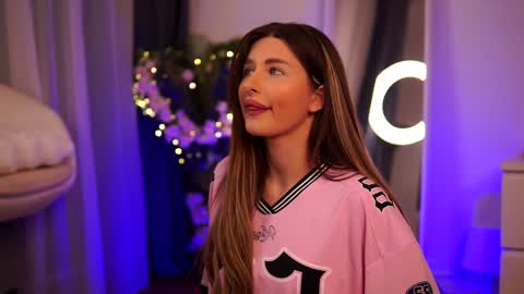 Carina online show from 01/23/25, 01:51