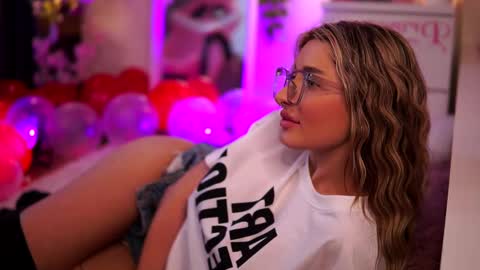 Carina online show from 02/13/25, 05:58