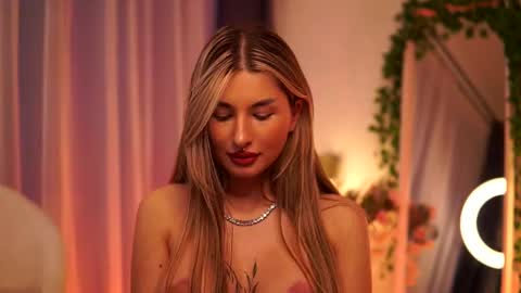 Carina online show from 02/25/25, 04:46