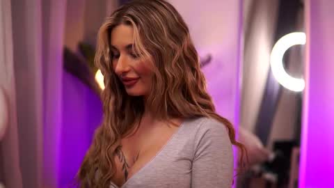 Carina online show from 03/02/25, 11:09