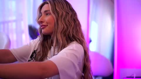 Carina online show from 03/06/25, 05:03