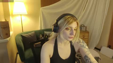 Ava online show from 05/19/26, 10:43