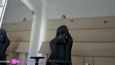 Ava Tomas online show from 11/06/25, 02:34