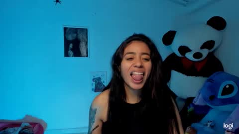 Snapshot of ave_fenix69 chatting on 02/03/25, 02:25 Valery -- online show from 02/03/25, 02:25