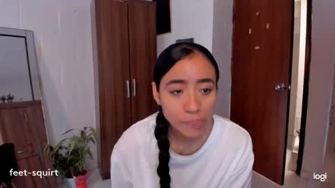 Valery -- online show from 05/01/26, 08:24