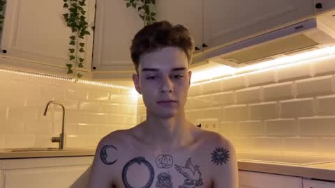 Snapshot of avegothy chatting on 01/03/25, 11:44 gothy 3 online show from 01/03/25, 11:44