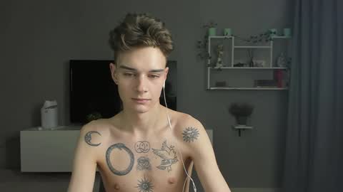 Snapshot of avegothy chatting on 01/27/25, 03:28 gothy 3 online show from 01/27/25, 03:28