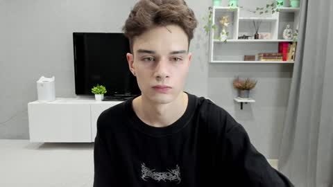 Snapshot of avegothy chatting on 02/07/25, 06:24 gothy 3 online show from 02/07/25, 06:24