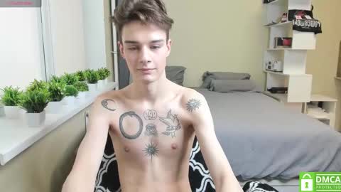 Snapshot of avegothy chatting on 03/06/25, 12:09 gothy 3 online show from 03/06/25, 12:09