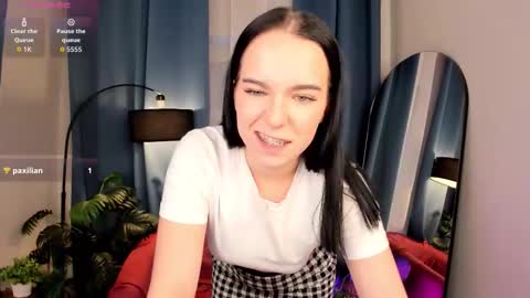 Avelyne online show from 10/14/25, 02:07