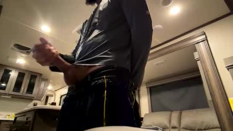 Snapshot of average210 chatting on 02/17/26, 12:29 average210 online show from 02/17/26, 12:29