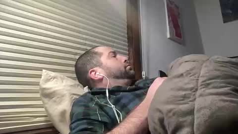 averagejoe345977 online show from 02/08/26, 06:44