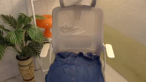 Rhian online show from 07/04/26, 05:13