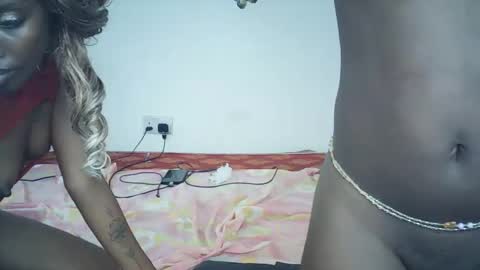 Snapshot of averrine chatting on 04/05/26, 09:23 averrine online show from 04/05/26, 09:23
