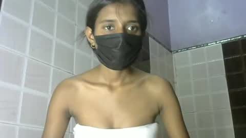 Snapshot of avery_lust01 chatting on 05/18/26, 06:08 avery_lust01 online show from 05/18/26, 06:08