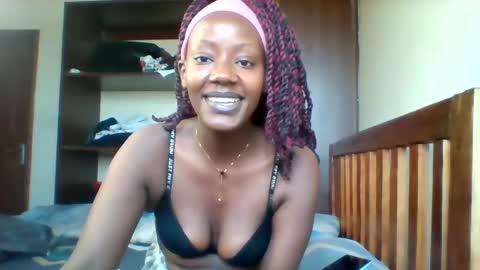 averygoodbadgirl online show from 05/19/26, 10:21