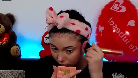 AveryWillow online show from 02/26/25, 11:41