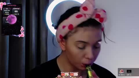 AveryWillow online show from 03/03/25, 01:31