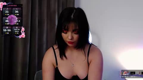 AveryWillow online show from 03/11/25, 01:56