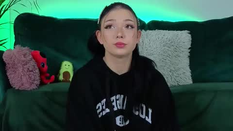 AveryWillow online show from 09/25/25, 05:11