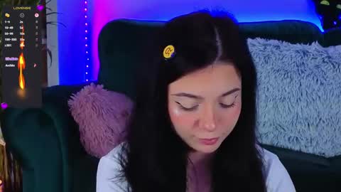 Snapshot of averywillow chatting on 03/08/26, 11:52 AveryWillow online show from 03/08/26, 11:52