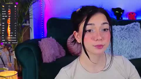 Snapshot of averywillow chatting on 03/10/26, 10:15 AveryWillow online show from 03/10/26, 10:15