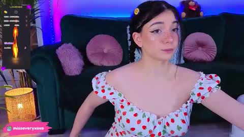 Snapshot of averywillow chatting on 03/20/26, 12:04 AveryWillow online show from 03/20/26, 12:04