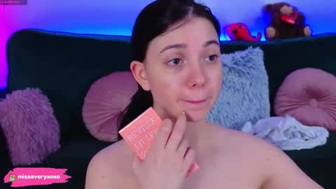 Snapshot of averywillow chatting on 03/22/26, 11:52 AveryWillow online show from 03/22/26, 11:52