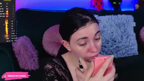 Snapshot of averywillow chatting on 04/03/26, 11:03 AveryWillow online show from 04/03/26, 11:03