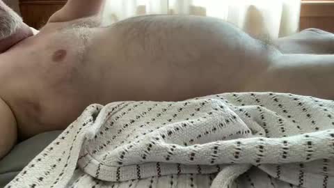 Snapshot of avgdiver chatting on 04/14/26, 05:19 avgdiver online show from 04/14/26, 05:19