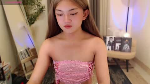 Snapshot of avi_maria12 chatting on 06/21/26, 03:47 Call me Avi online show from 06/21/26, 03:47