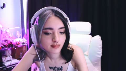 Avriel online show from 01/20/25, 05:26