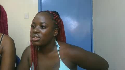 Snapshot of avian_babe1 chatting on 06/18/26, 01:39 avian_babe1 online show from 06/18/26, 01:39