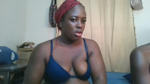 Snapshot of avian_babe1 chatting on 06/23/26, 01:14 avian_babe1 online show from 06/23/26, 01:14