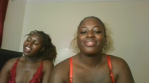 Snapshot of avian_babe1 chatting on 07/24/26, 02:15 avian_babe1 online show from 07/24/26, 02:15