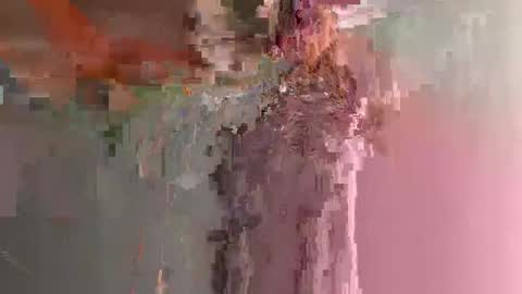 Snapshot of aviebby chatting on 11/17/25, 07:19 avie3 online show from 11/17/25, 07:19