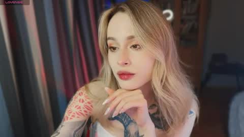 Snapshot of aviva_faith chatting on 05/10/26, 06:35 Aviva online show from 05/10/26, 06:35
