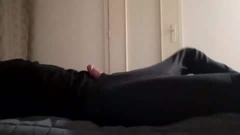 Snapshot of avoupourcesoir chatting on 12/13/24, 12:09 avoupourcesoir online show from 12/13/24, 12:09