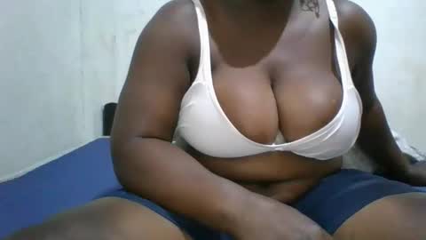 avril254 online show from 01/10/26, 11:56